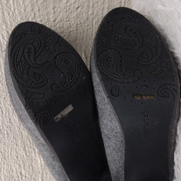 Dollhouse Gray Faux Woo Faux Fur Upper Almond Toe Slip On Platform Stiletto Heel - Picture 8 of 16